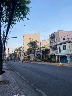 hot mt hưng phú, quận 8, đường nhựa 20m, 4 x20m, chỉ nhỉnh 11.x tỷ