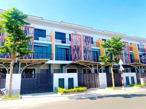 bán căn nhà phố 2 tầng giá rẻ nhất suncasa central chỉ 2,85 tỷ đã có sổ hồng . nằm ngay kcn vsip2.