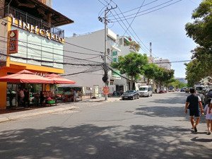 bán nhà mặt phố tại pasteur, 71,4m2, trung tâm, cách biển 200m