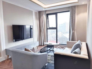 tôi cần bán nhanh căn hộ 2 ngủ ecogreen city ,nguyễn xiển ,tầng 20 toà ct1 , full nội thất, giá tốt