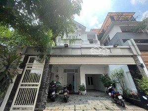 mặt tiền hoàng hoa thám, p13, tân bình, ngay nhà ga t3 - dt: 5.4 x 20 - kkc: 3 tầng - giá 28 tỷ