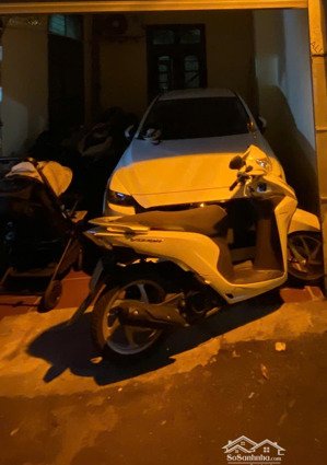 bán gấp nhà phùng chí kiên, ô tô vào nhà. diện tích 41,7m2. giá bán 12,7 tỷ